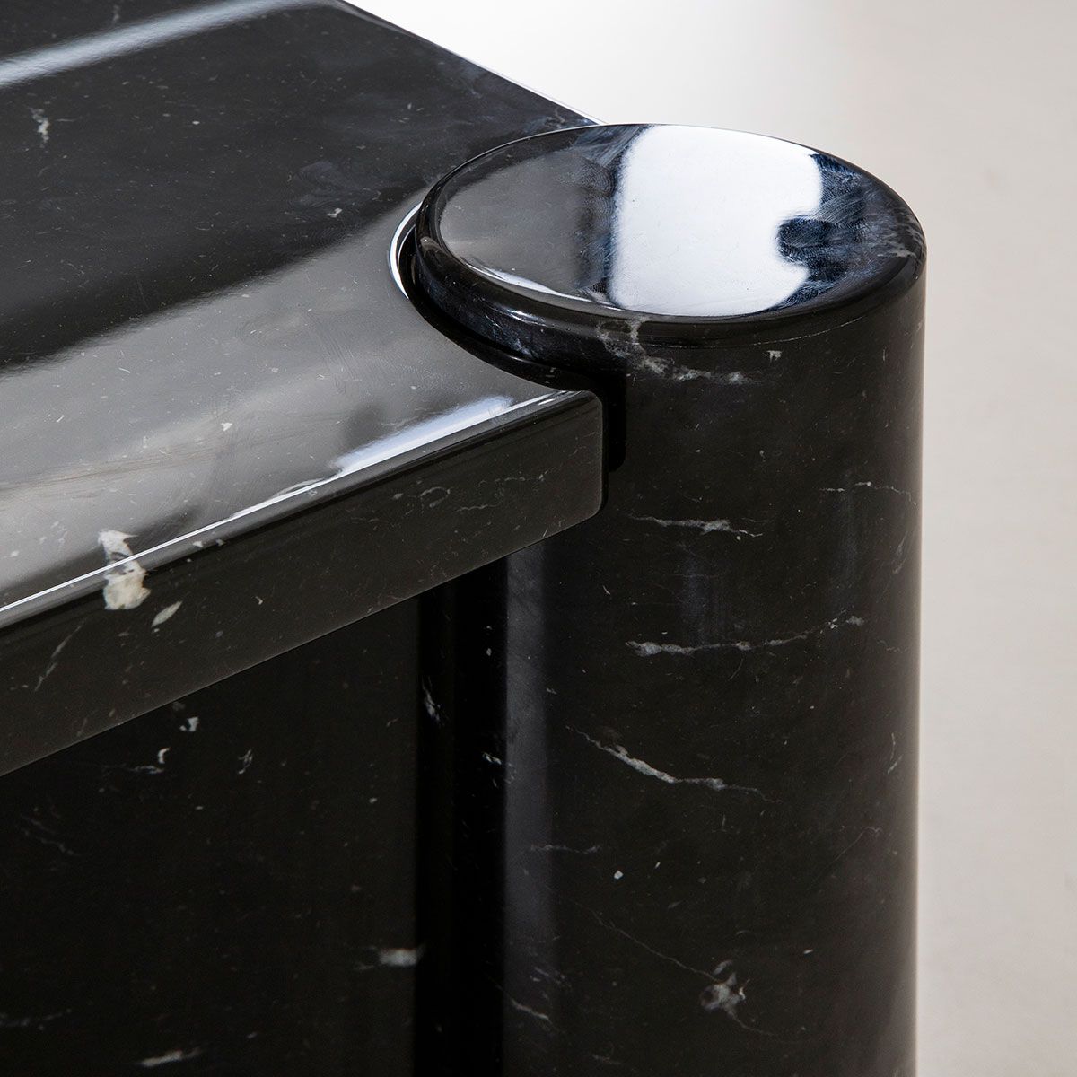 Mesa de centro Jumbo Nero Marquina - Knoll Mesa de centro Jumbo Nero Marquina - Knoll