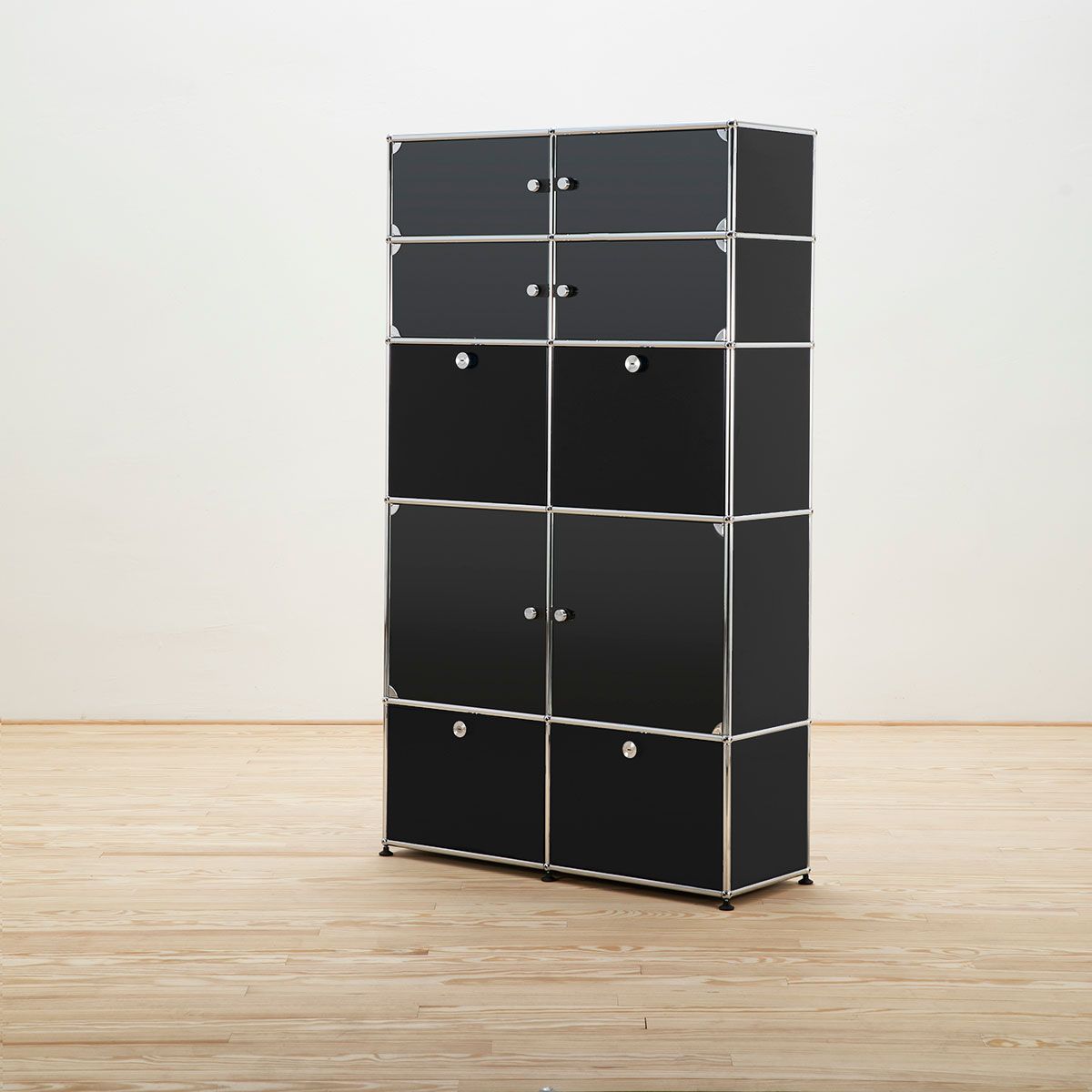 Aparador alto Haller Negro - USM Aparador alto Haller Negro - USM