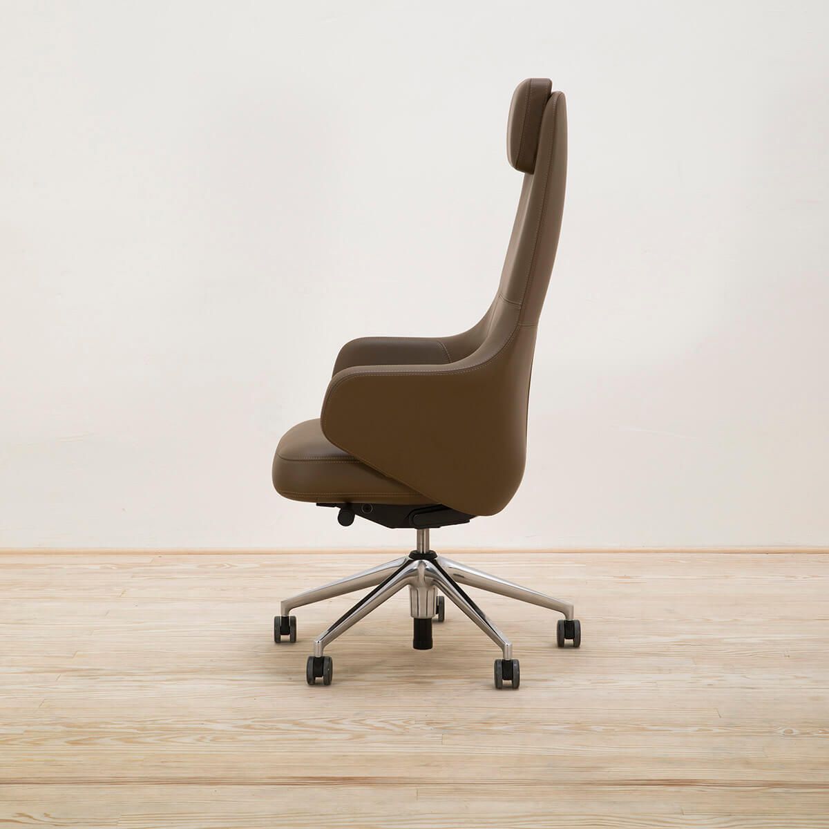 Sillón Grand Executive Highback oliva - VItra Sillón Grand Executive Highback oliva - VItra