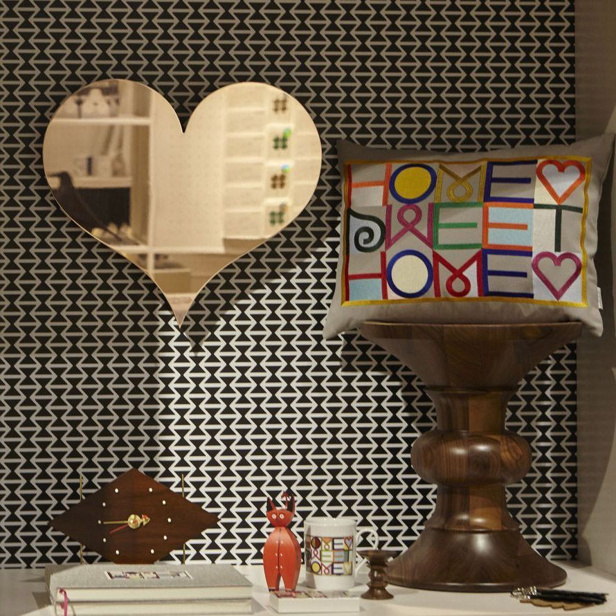 Cojín Home Sweet Home de Alexander Girard editado por Vitra