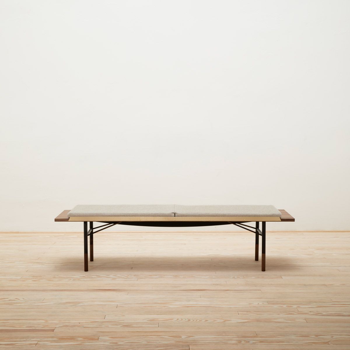 Banco Bench Brass 170 - OneCollection (copia)