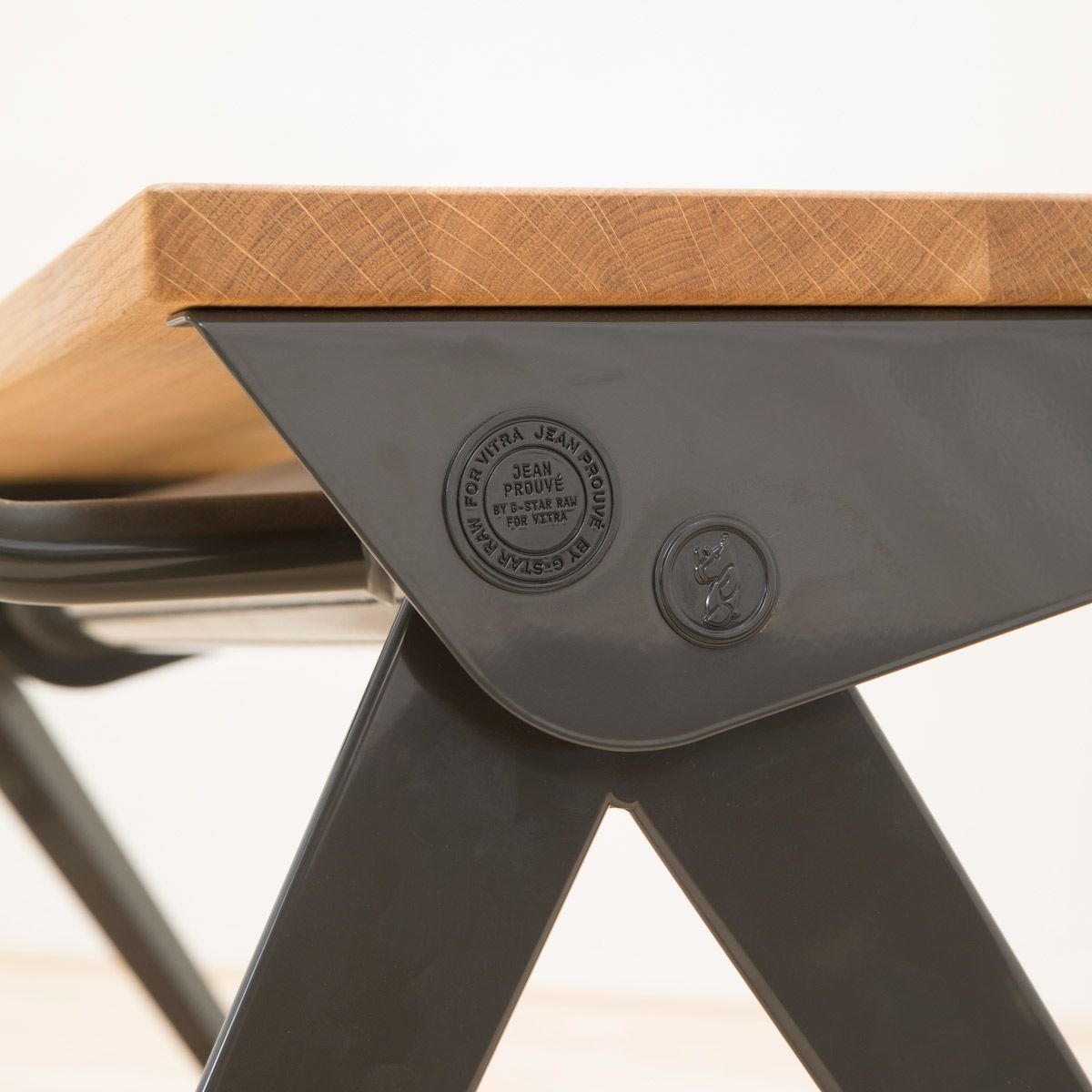 Banco Prouvé RAW - Vitra Banco Prouvé RAW - Vitra