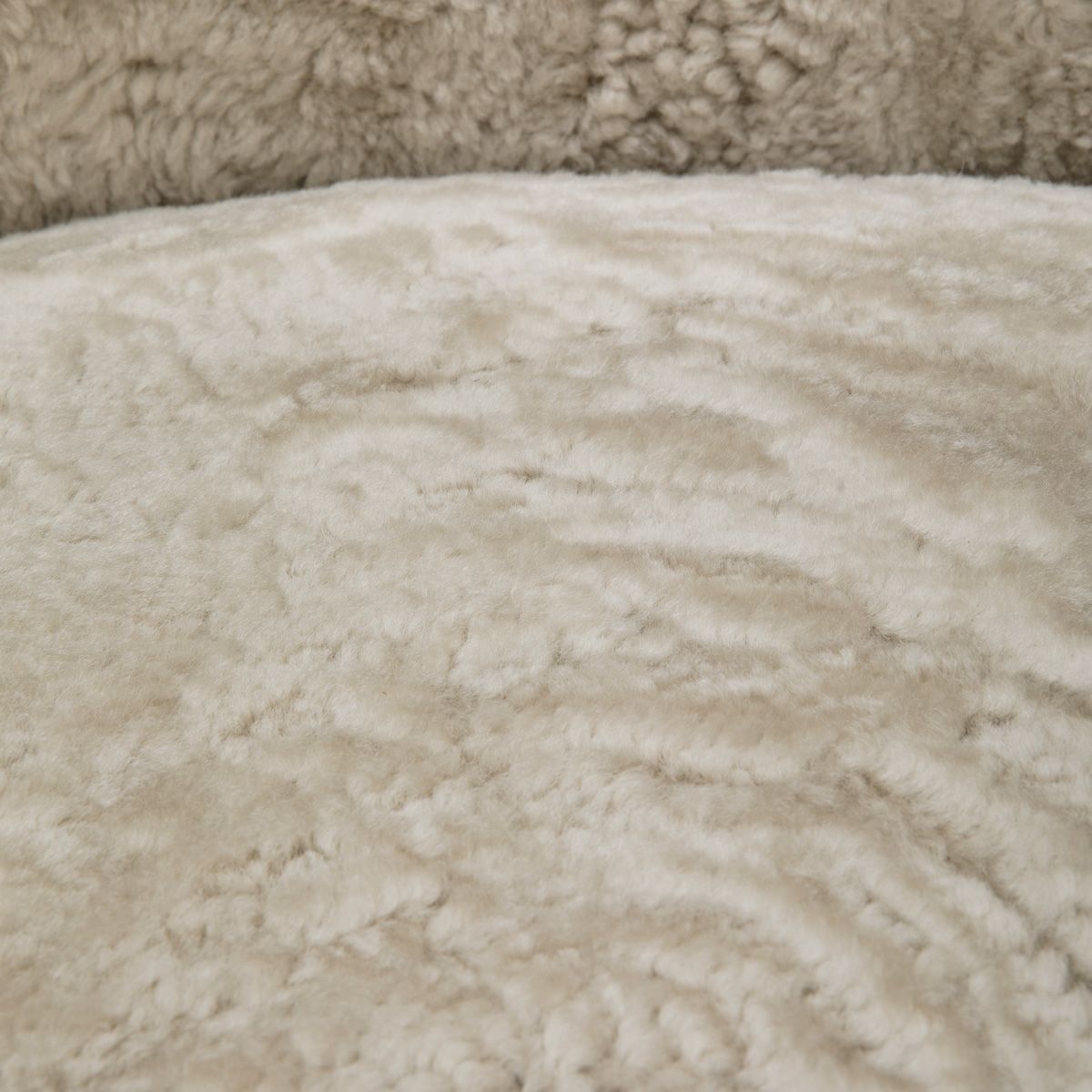 Butaca Pelican Sheepskin - The House of Finn Juhl