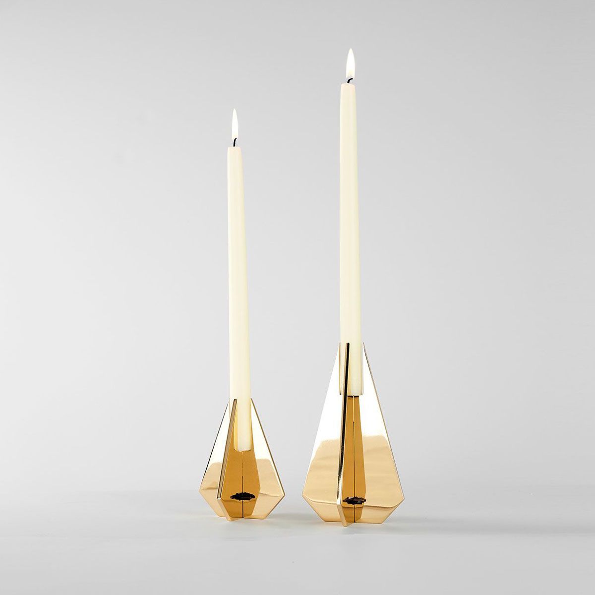 Candelabro Cross latón - Roll & Hill Candelabro Cross latón - Roll & Hill