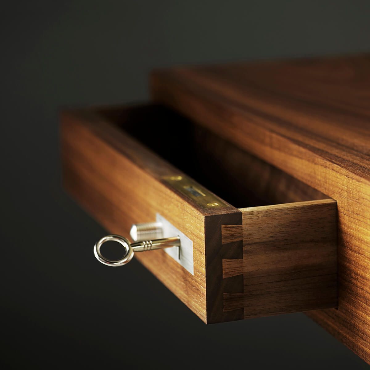 Escritorio CH110 - Carl Hansen