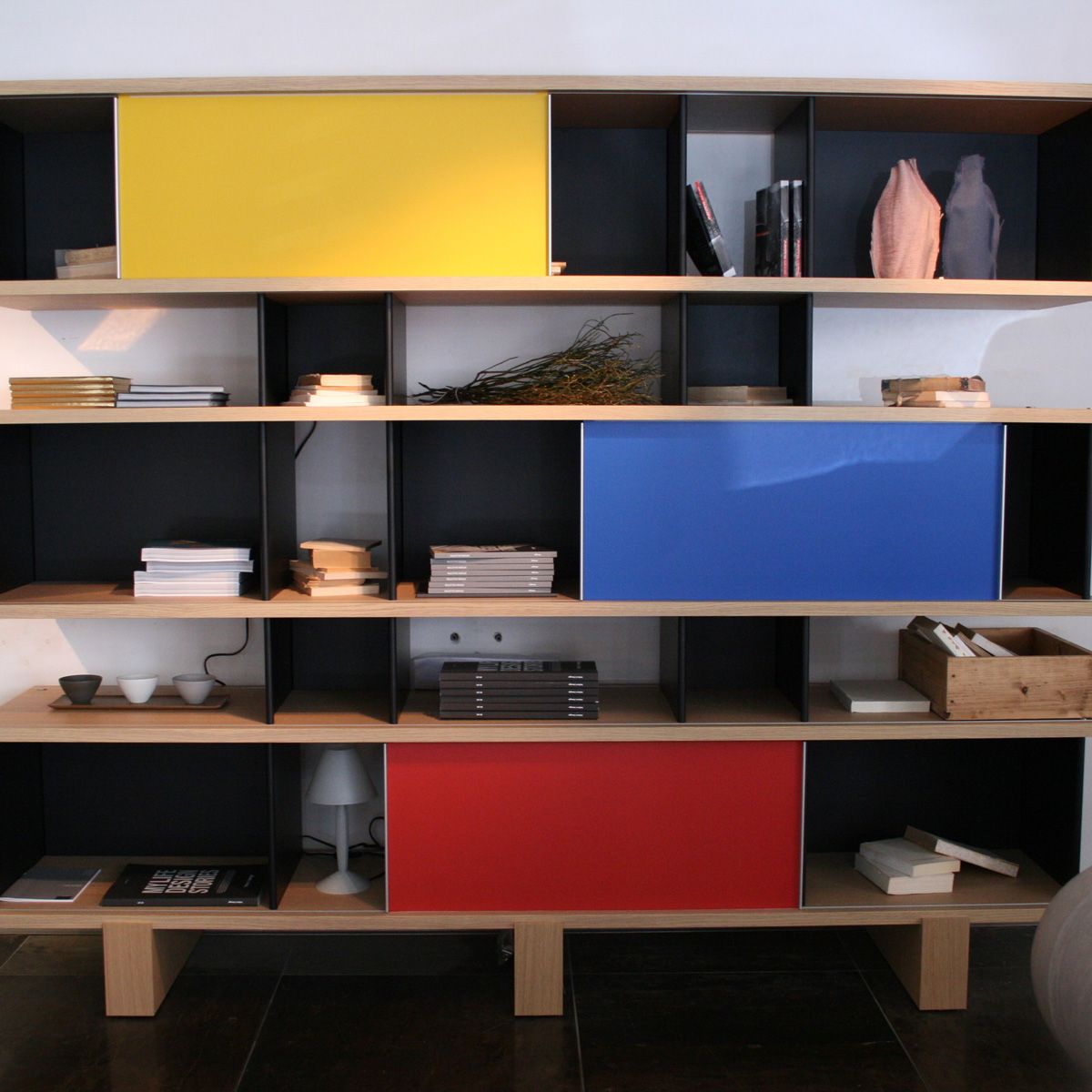 Librería Nuage - Cassina Librería Nuage - Cassina