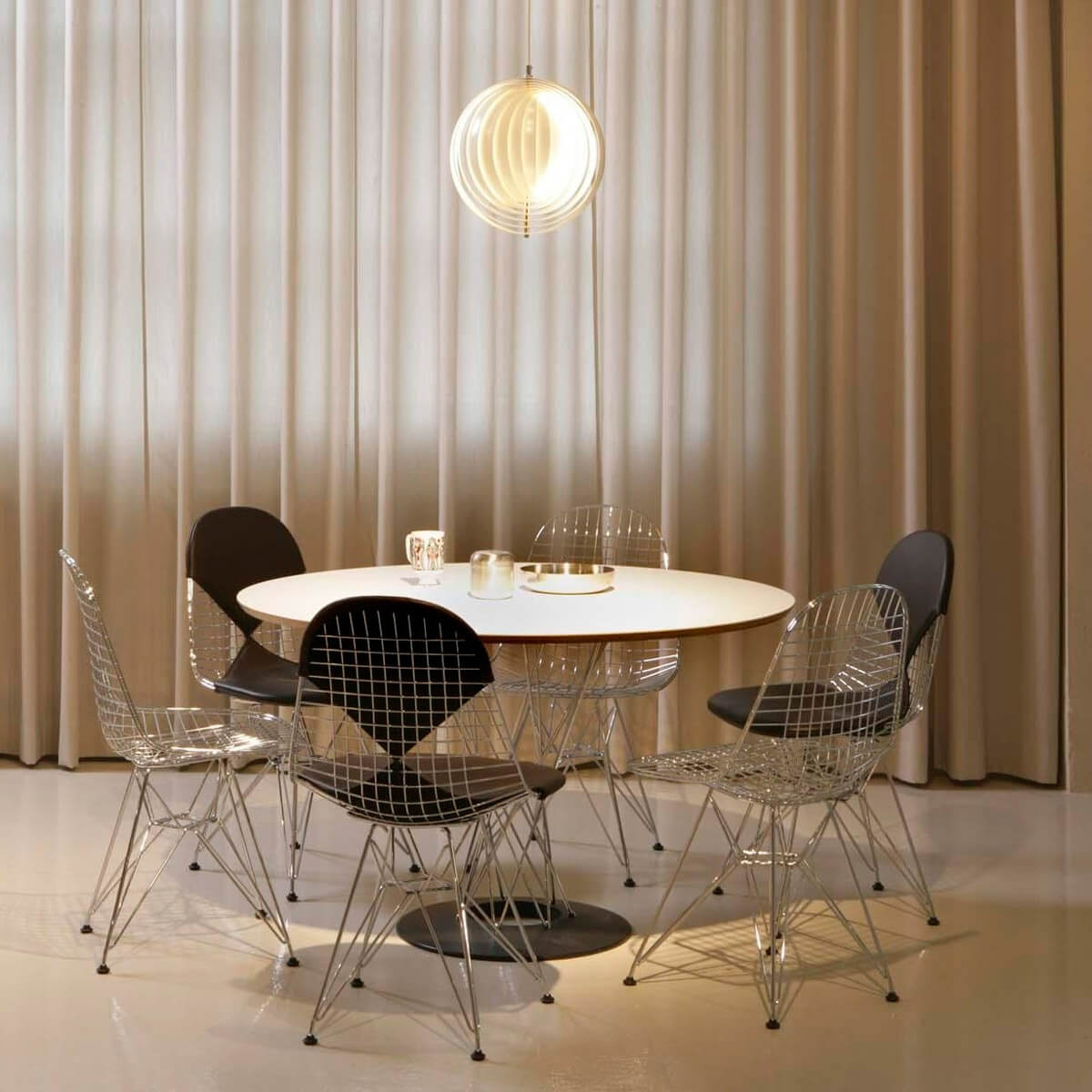 Mesa Dining Table - Vitra