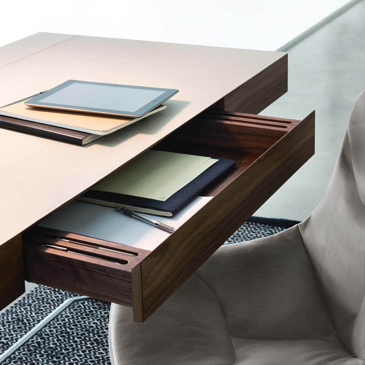 Mesa Maestrale - Zanotta Escritorio Maestrale - Zanotta