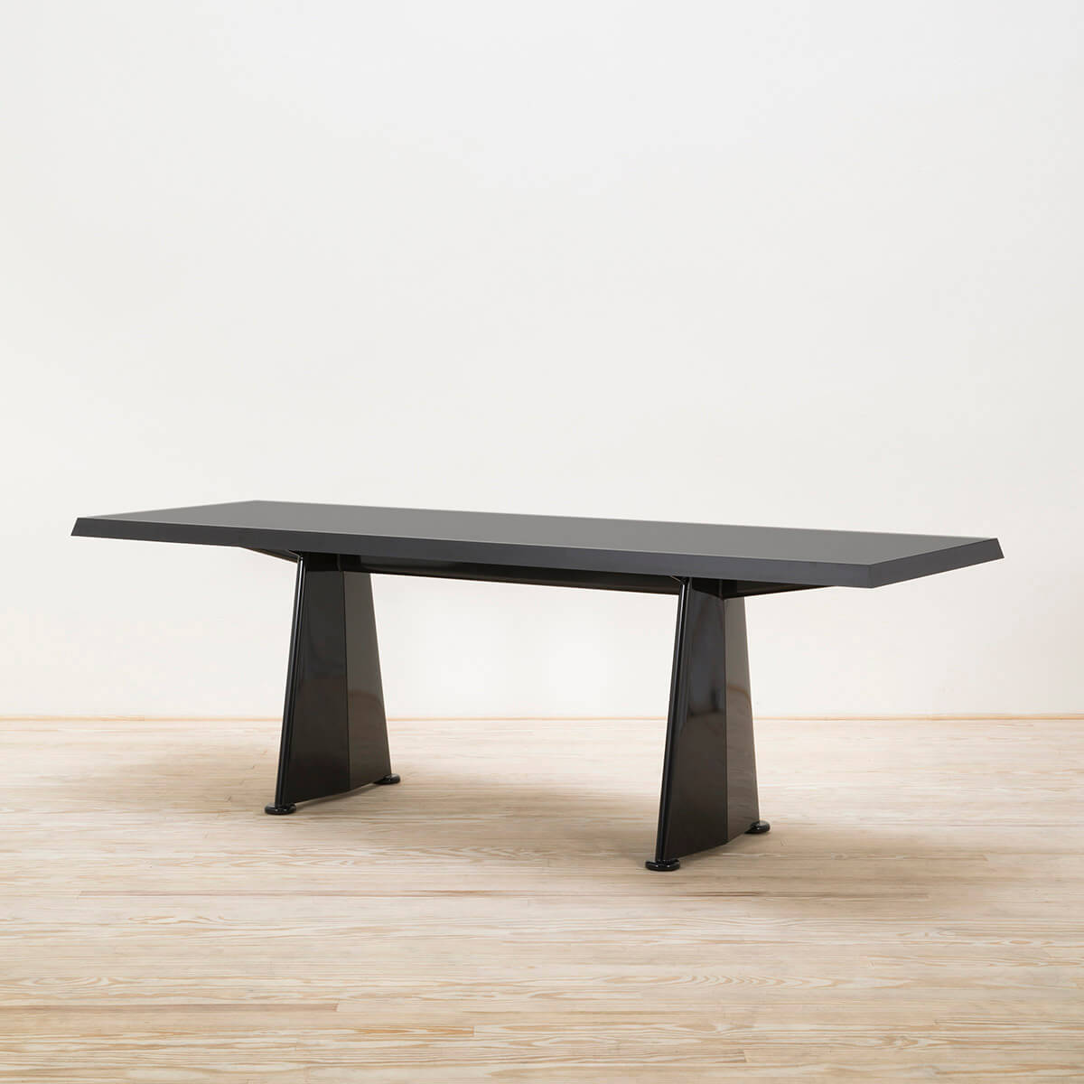 Mesa Trapèze 223 - Vitra