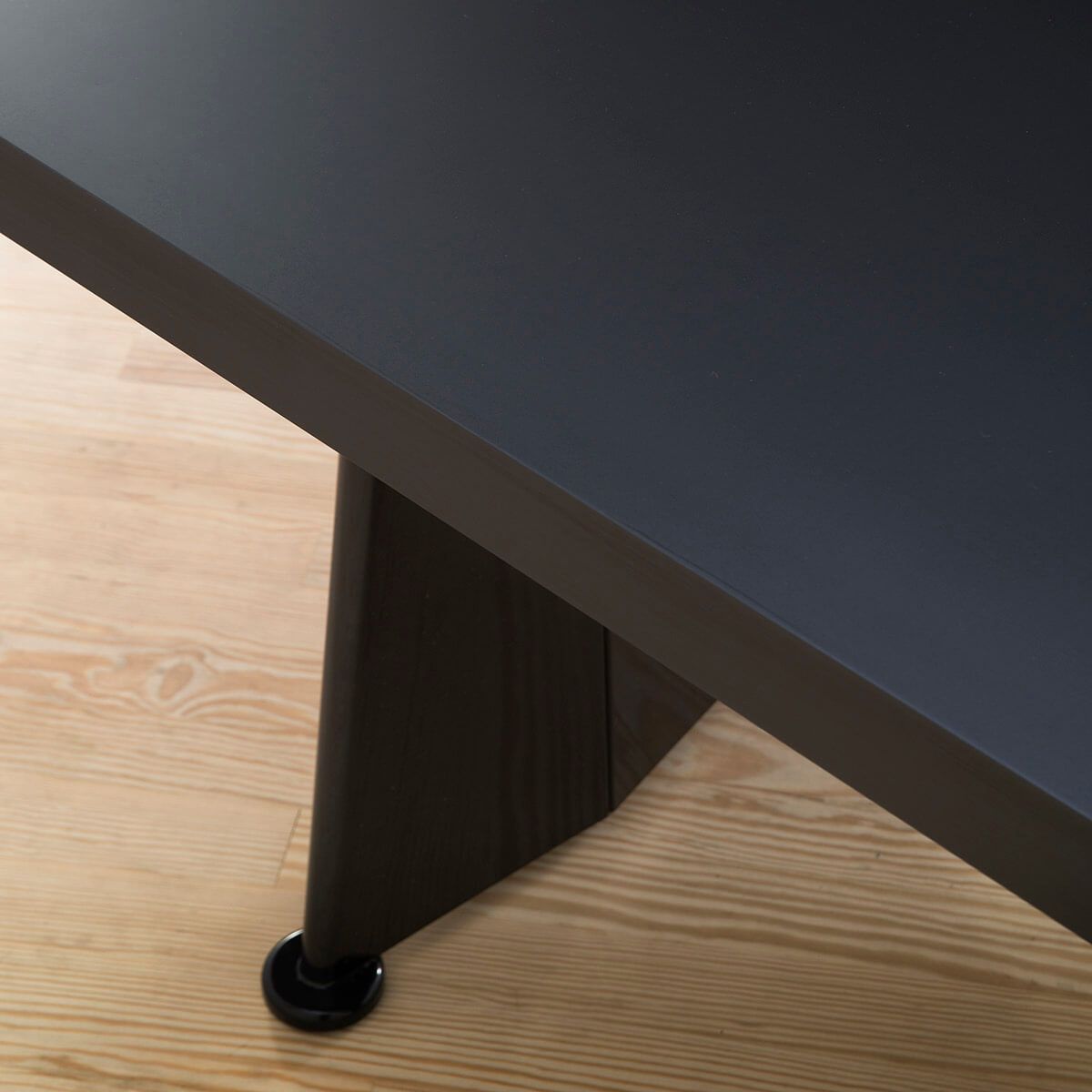 Mesa Trapèze 223 - Vitra
