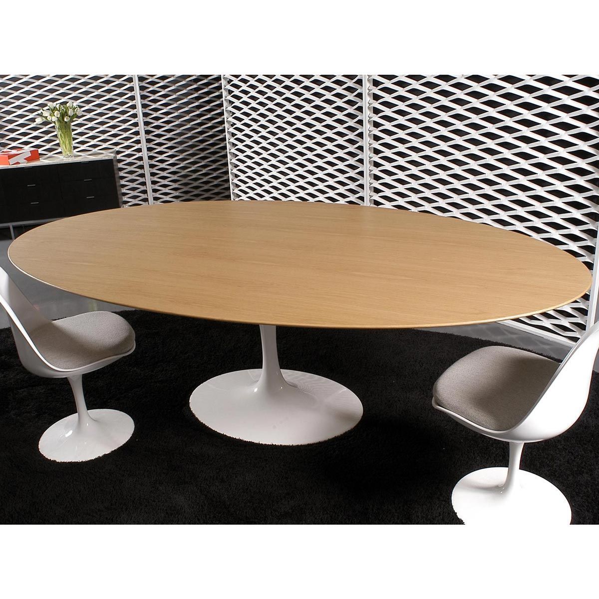 Mesa Tulip Saarinen Oval - Knoll Mesa Tulip Saarinen Oval - Knoll
