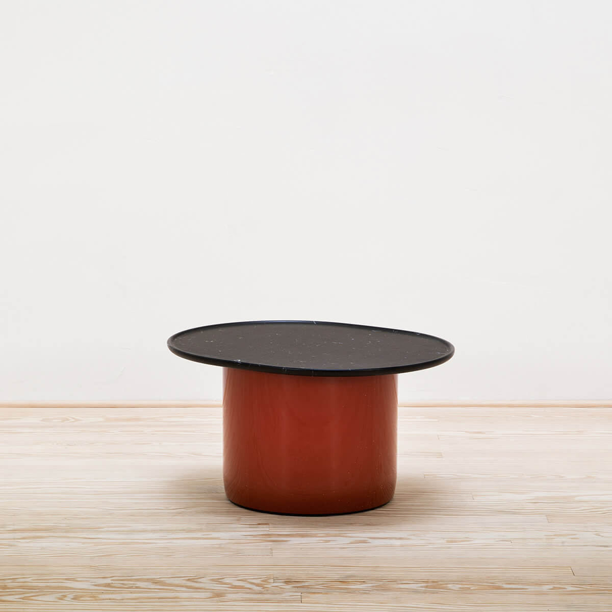 Mesa auxiliar Button TB66 – B&B Italia Mesa auxiliar Button TB66 - B&B Italia