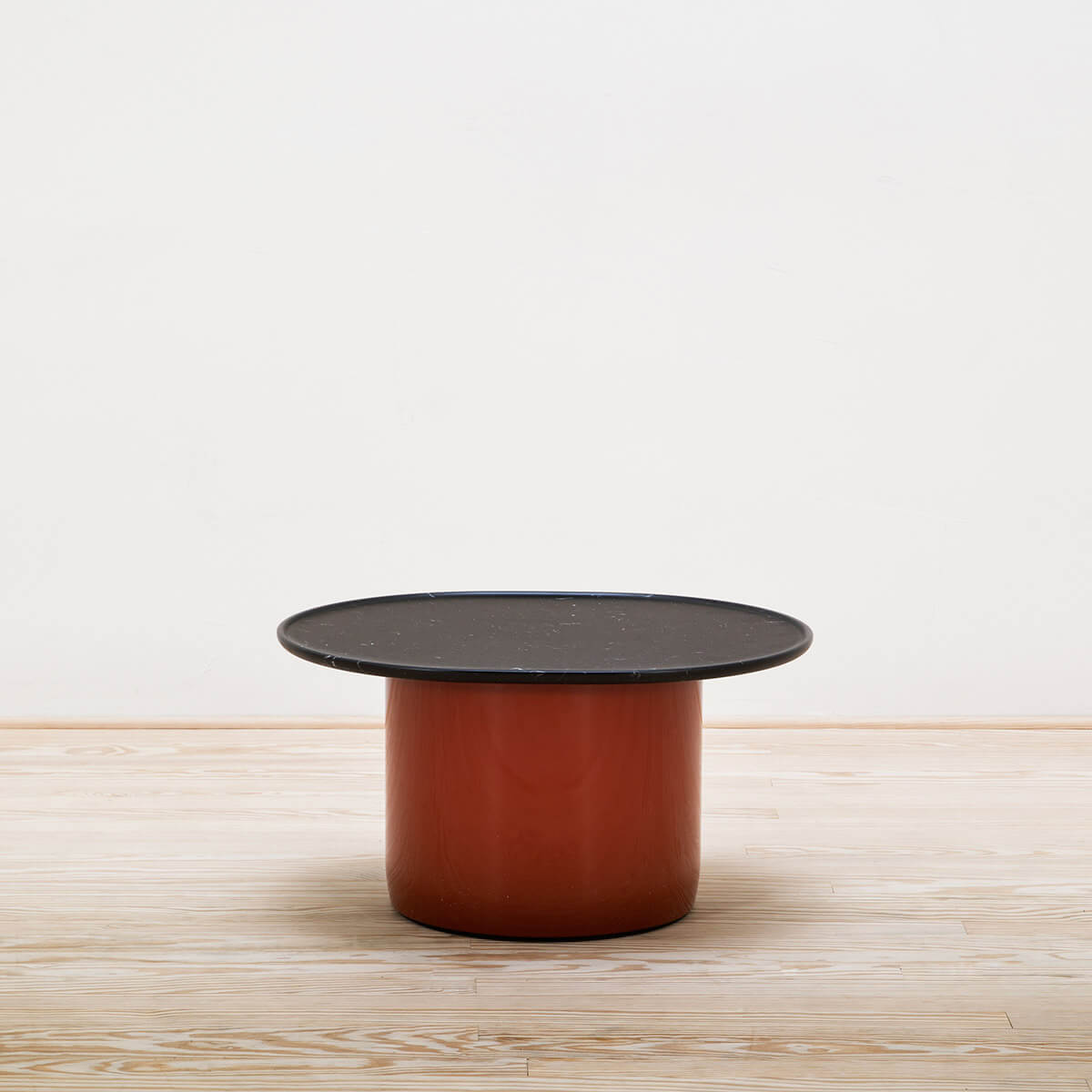 Mesa auxiliar Button TB66 – B&B Italia Mesa auxiliar Button TB66 – B&B Italia