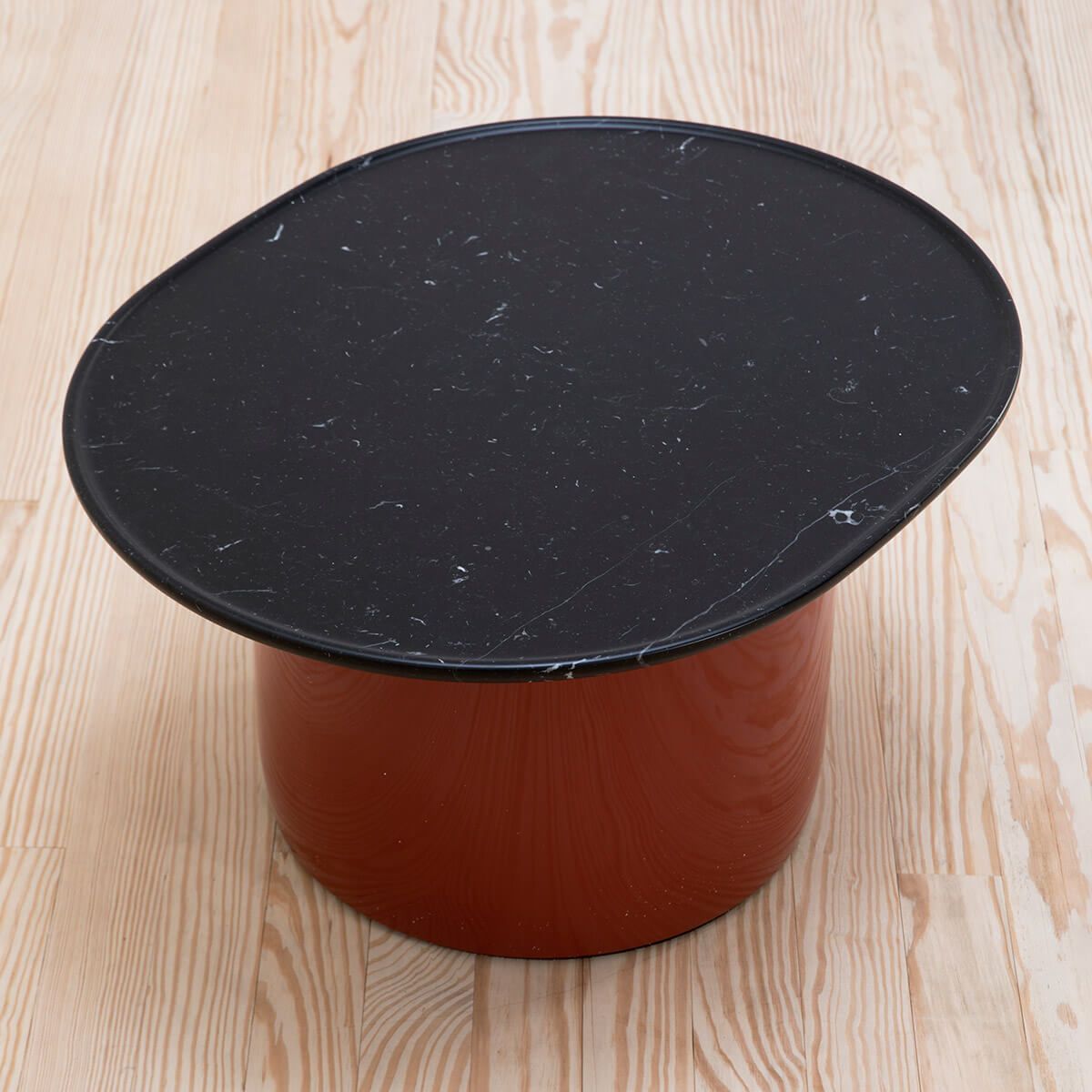 Mesa auxiliar Button TB66 – B&B Italia Mesa auxiliar Button TB66 – B&B Italia