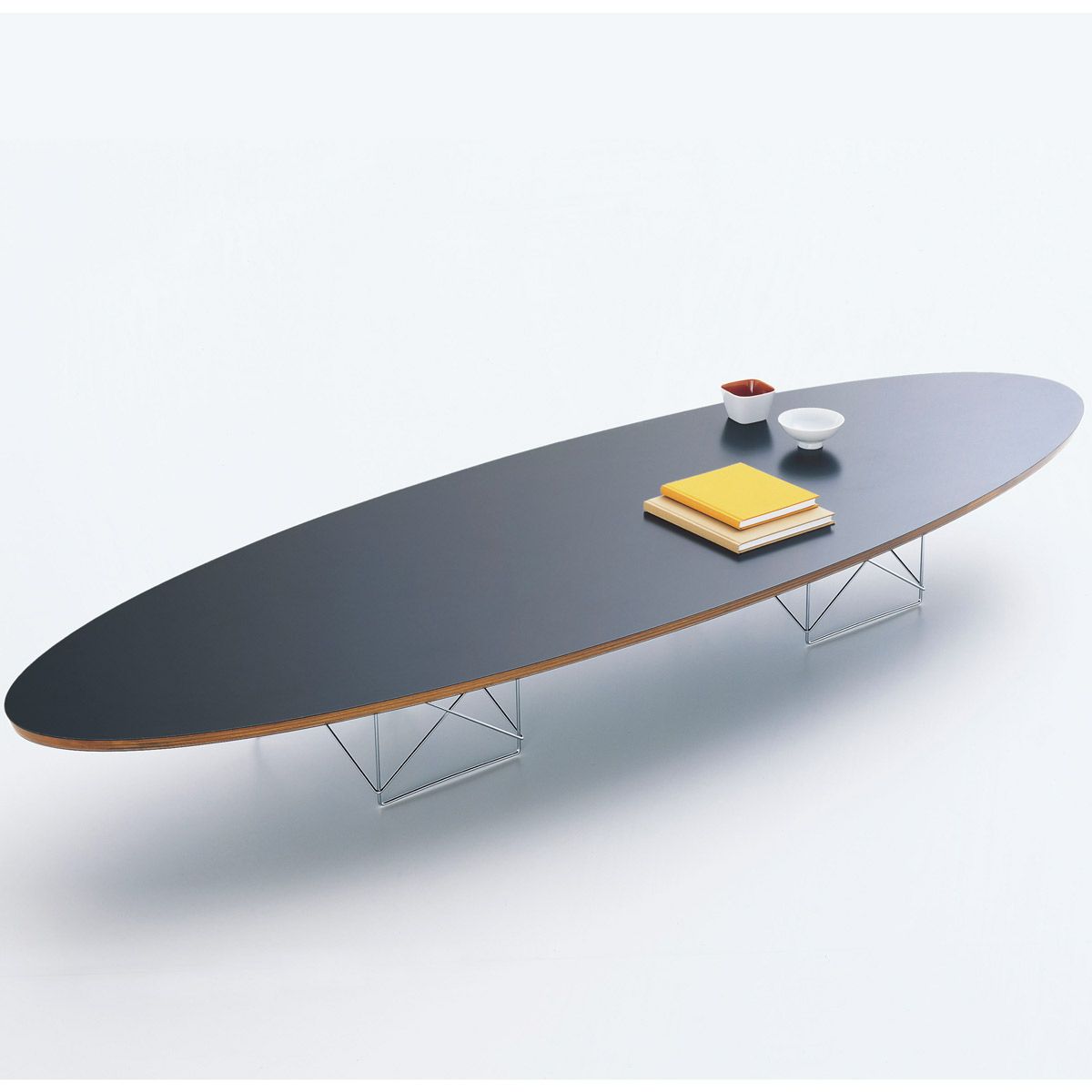 Mesa centro Elliptical Table Negro - Vitra