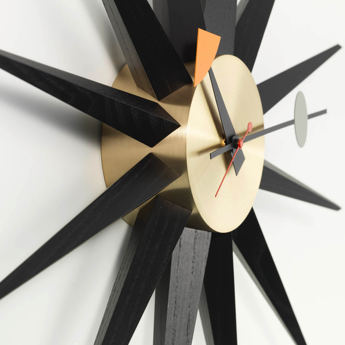 Reloj Sunburst Clock Negro/Latón - Vitra Reloj Sunburst Clock Negro/Latón - Vitra