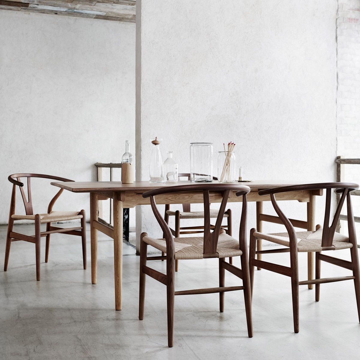 Silla CH24 de Hans J. Wegner - Carl Hansen & Son Silla CH24 de Hans J. Wegner editada por Carl Hansen & Son