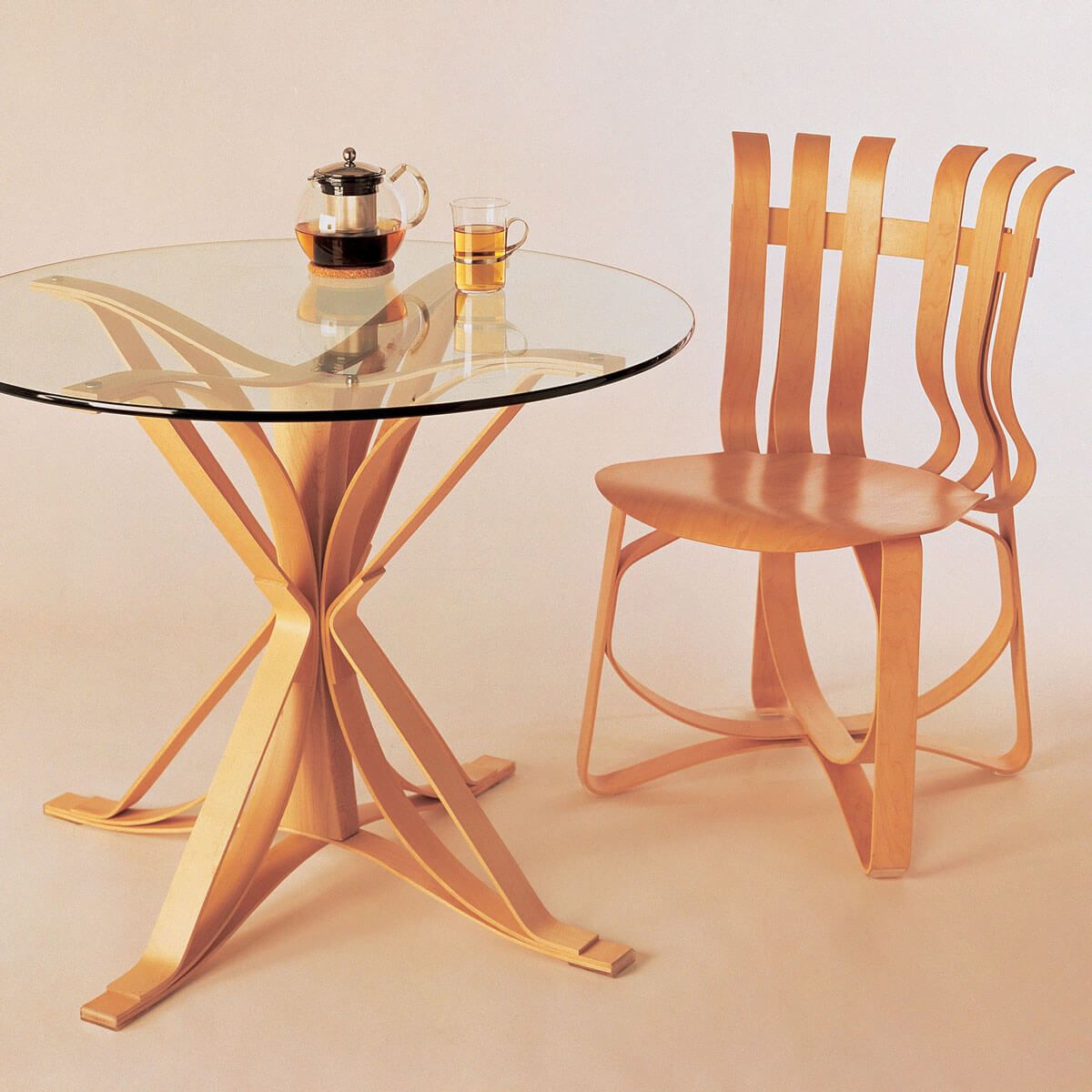Silla Hat Trick - Knoll Silla Hat Trick - Knoll