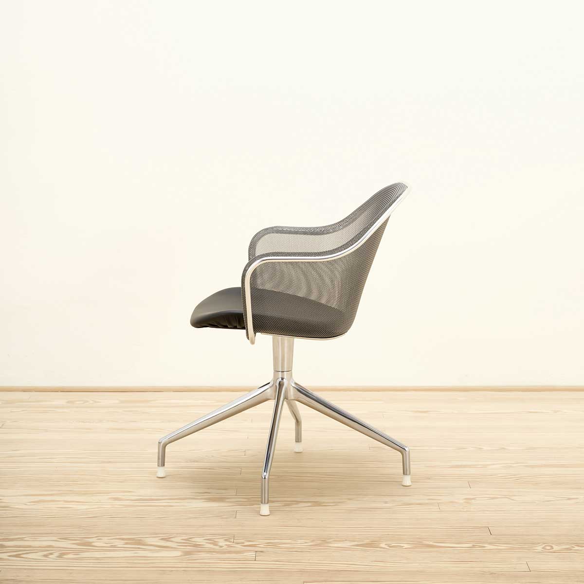Silla Iuta - B&B Italia