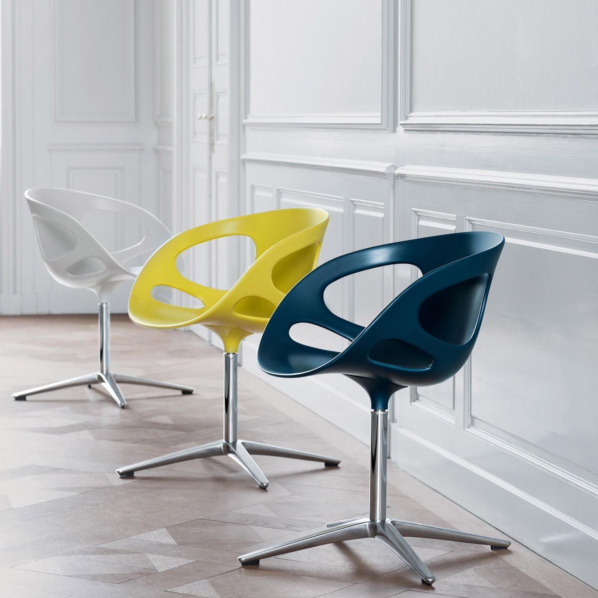 Silla Rin HK10 de Hiromichi Konno - Fritz Hansen Silla Rin HK10 de Hiromichi Konno editada por Fritz Hansen