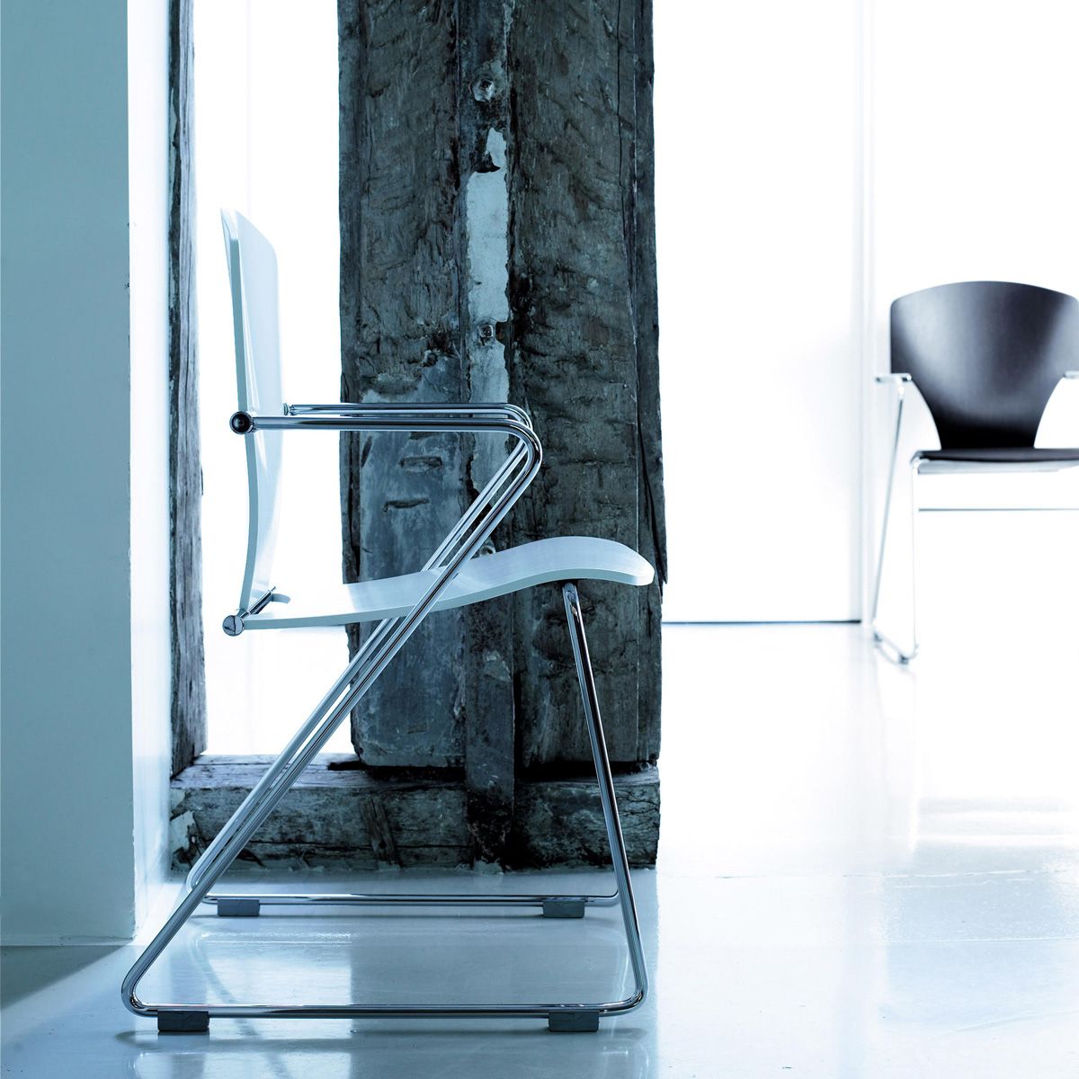 Silla Egoa de Josep Mora - Stua Silla Egoa de Josep Mora editada por Stua