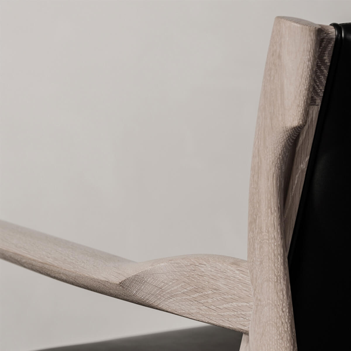 Sillón Claude Roble - Ritzwell Sillón Claude Roble - Ritzwell