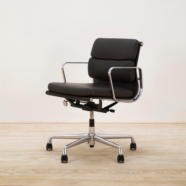 Sillón Soft Pad EA 217 Marrón - Vitra (copia)