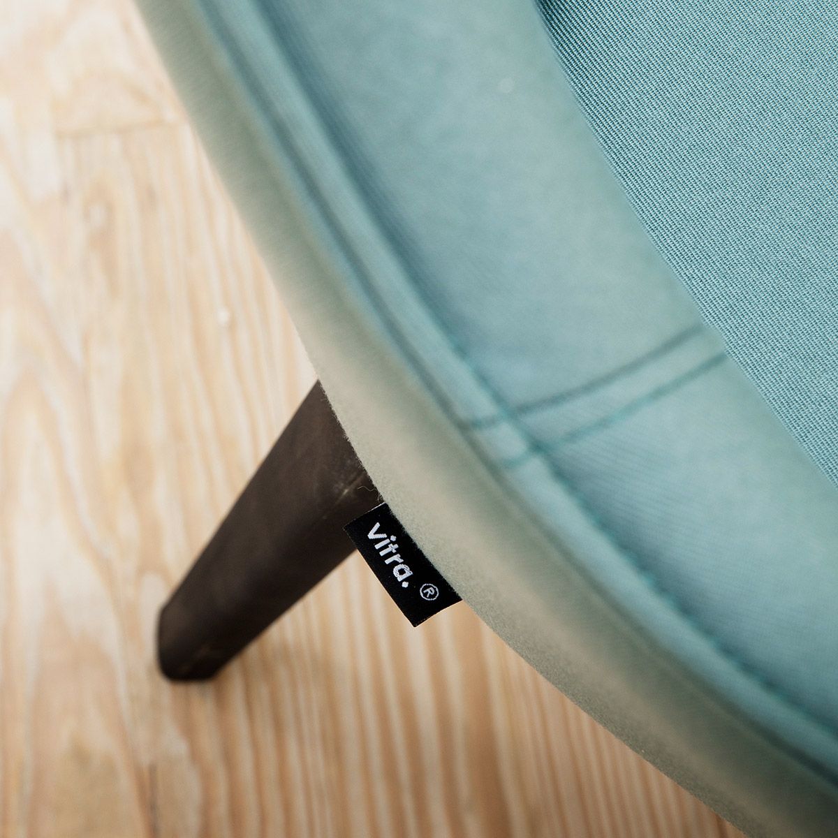Sillón Softshell 4 Patas - Vitra