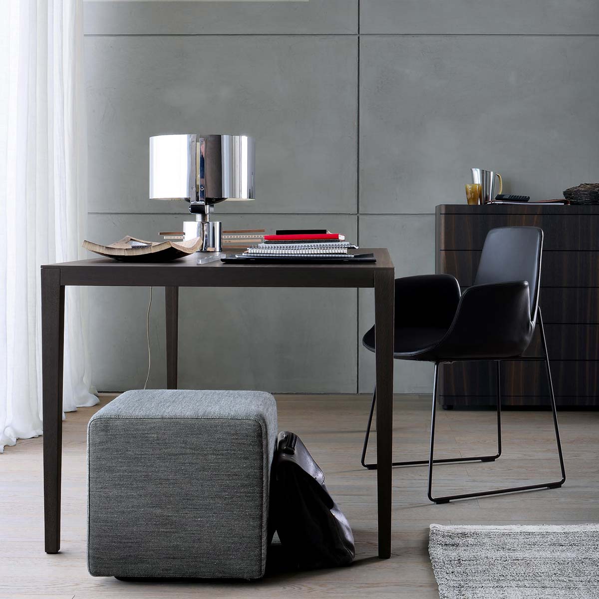 Sillon Ventura Metal - Poliform