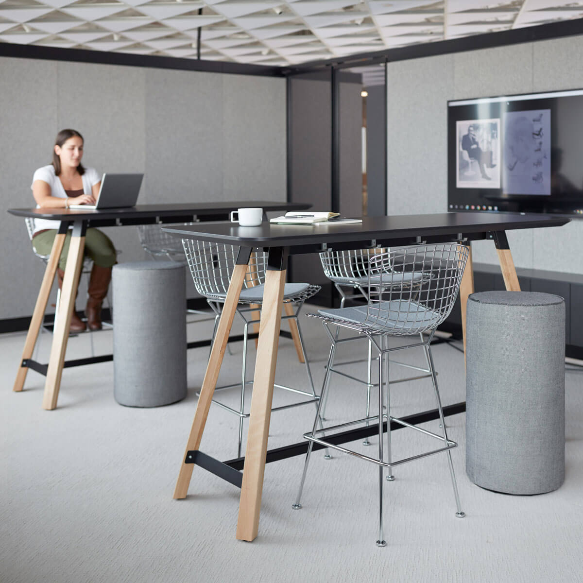 Taburete Bertoia - Knoll