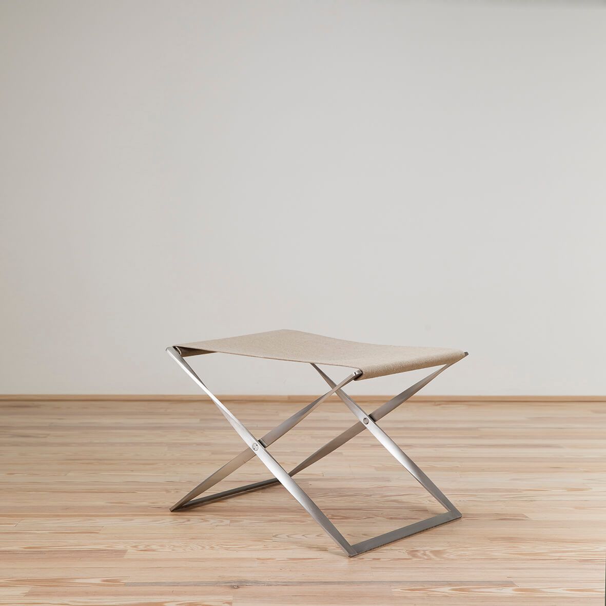 Taburete PK91 - Fritz Hansen (copia)
