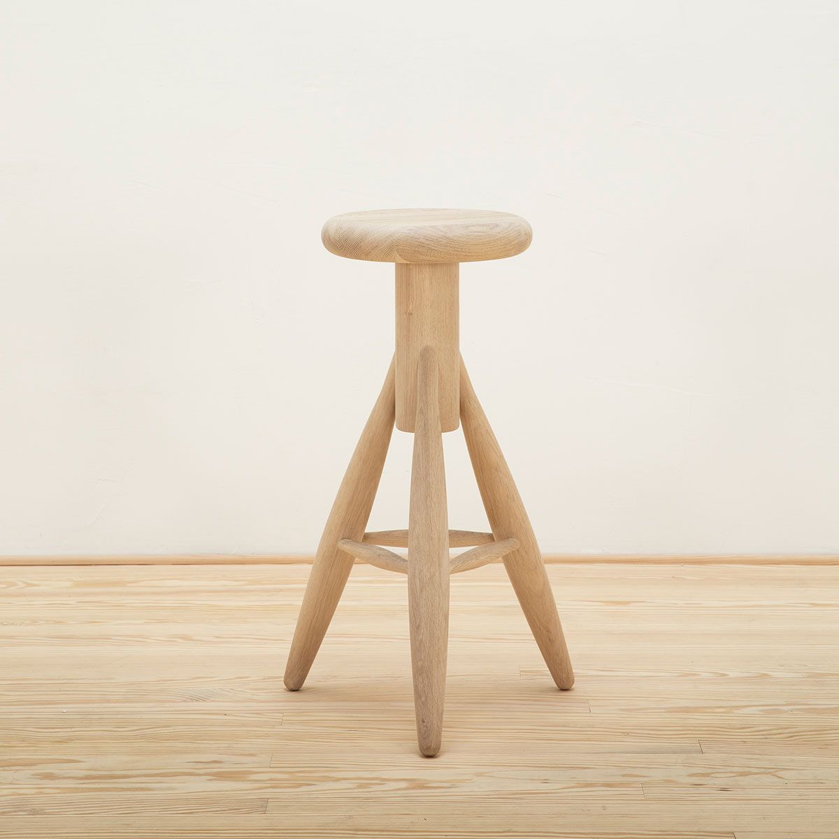 Taburete Rocket Roble - Artek Taburete Rocket Roble - Artek