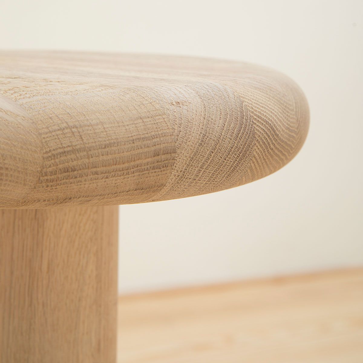 Taburete Rocket Roble - Artek Taburete Rocket Roble - Artek