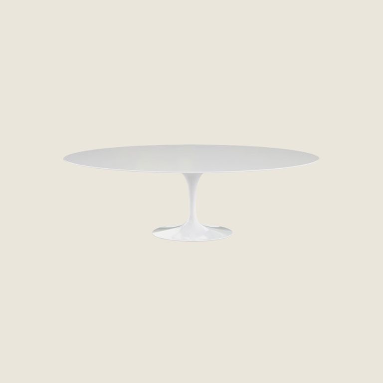 Mesa Tulip Saarinen oval 244 - Knoll