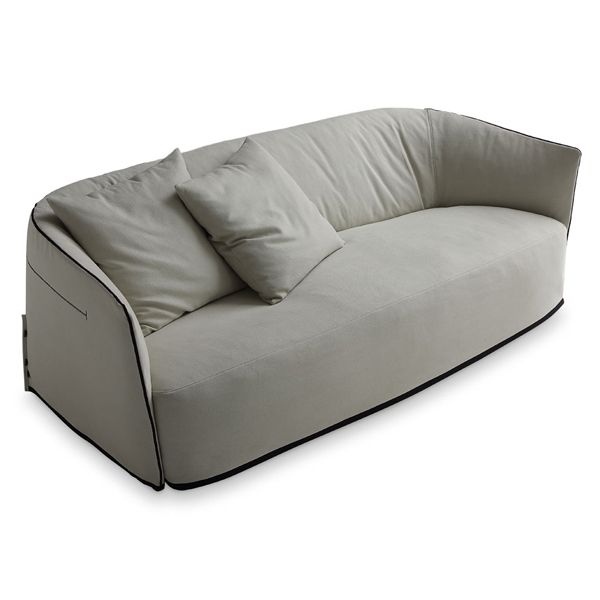sofa_santa_monica_poliform_00.jpg El sofá Santa Mónica es un diseño de Jean-Marie Massaud para la firma Poliform, un sofá básico, con líneas acogedoras y cómodas que propone una estética de gran originalidad gracias a los revestimientos de temporada, otorgándole un estilo informal y chic.
Detalles: disponibles diferentes telas, cojines y accesorios que le dan personalidad al sofá.
Precio para tejido en Categoría B del fabricante, muestrario de telas disponible en tienda.
Más información en NAHARRO.