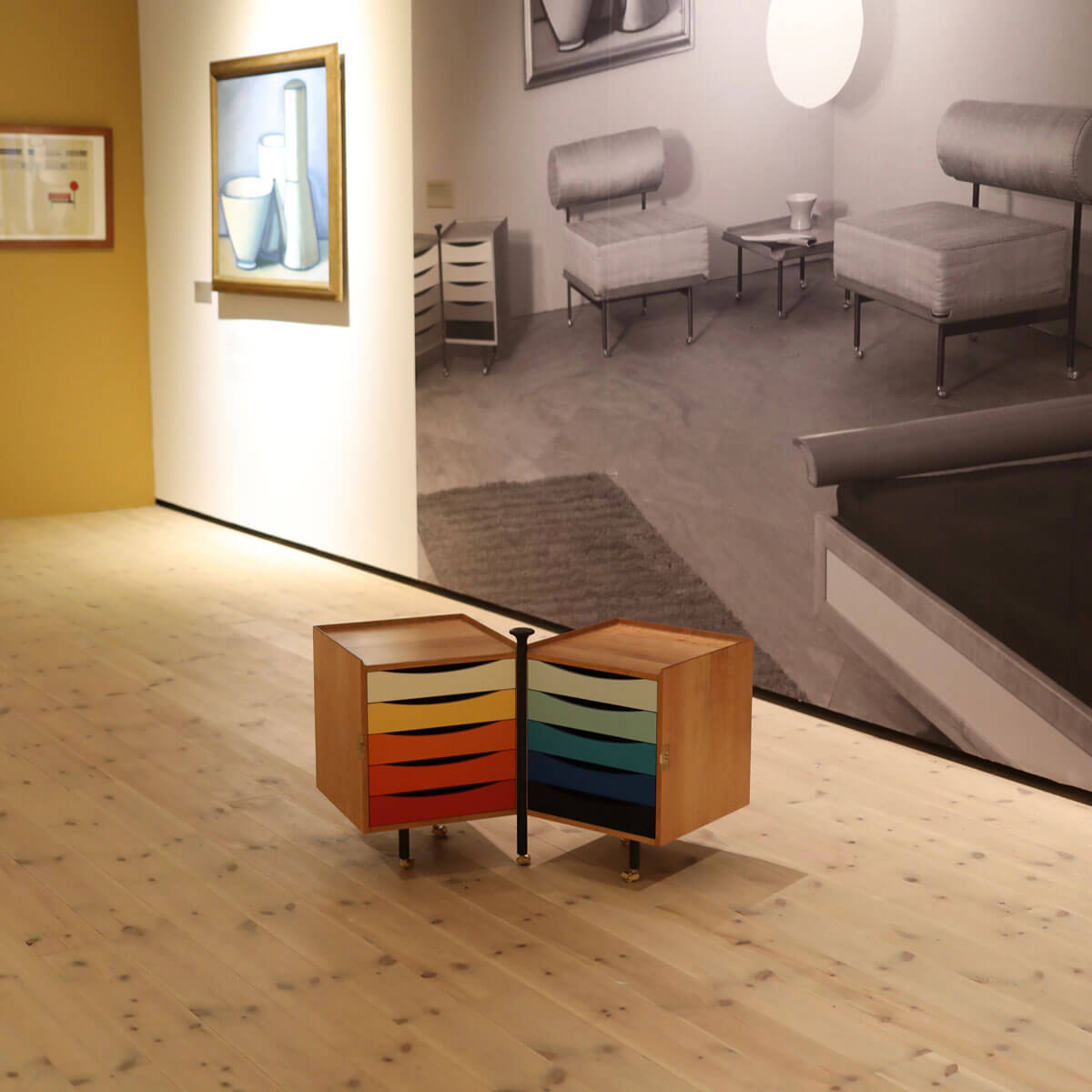 Aparador Glove Cabinet - House of Finn Juhl