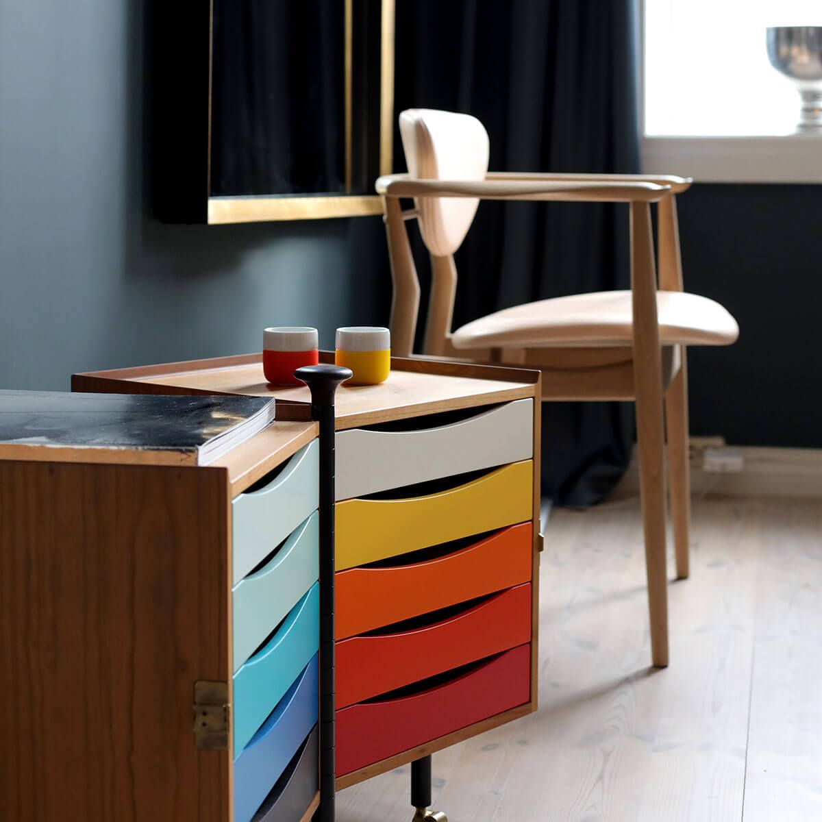 Aparador Glove Cabinet - House of Finn Juhl