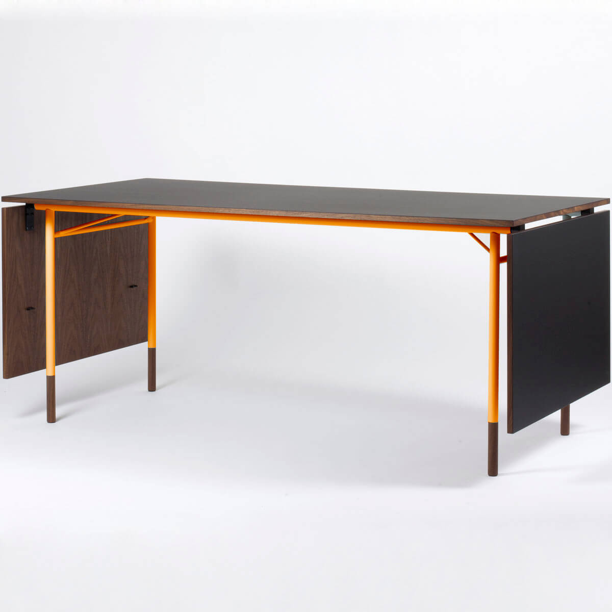 Mesa Nyhavn – OneCollection