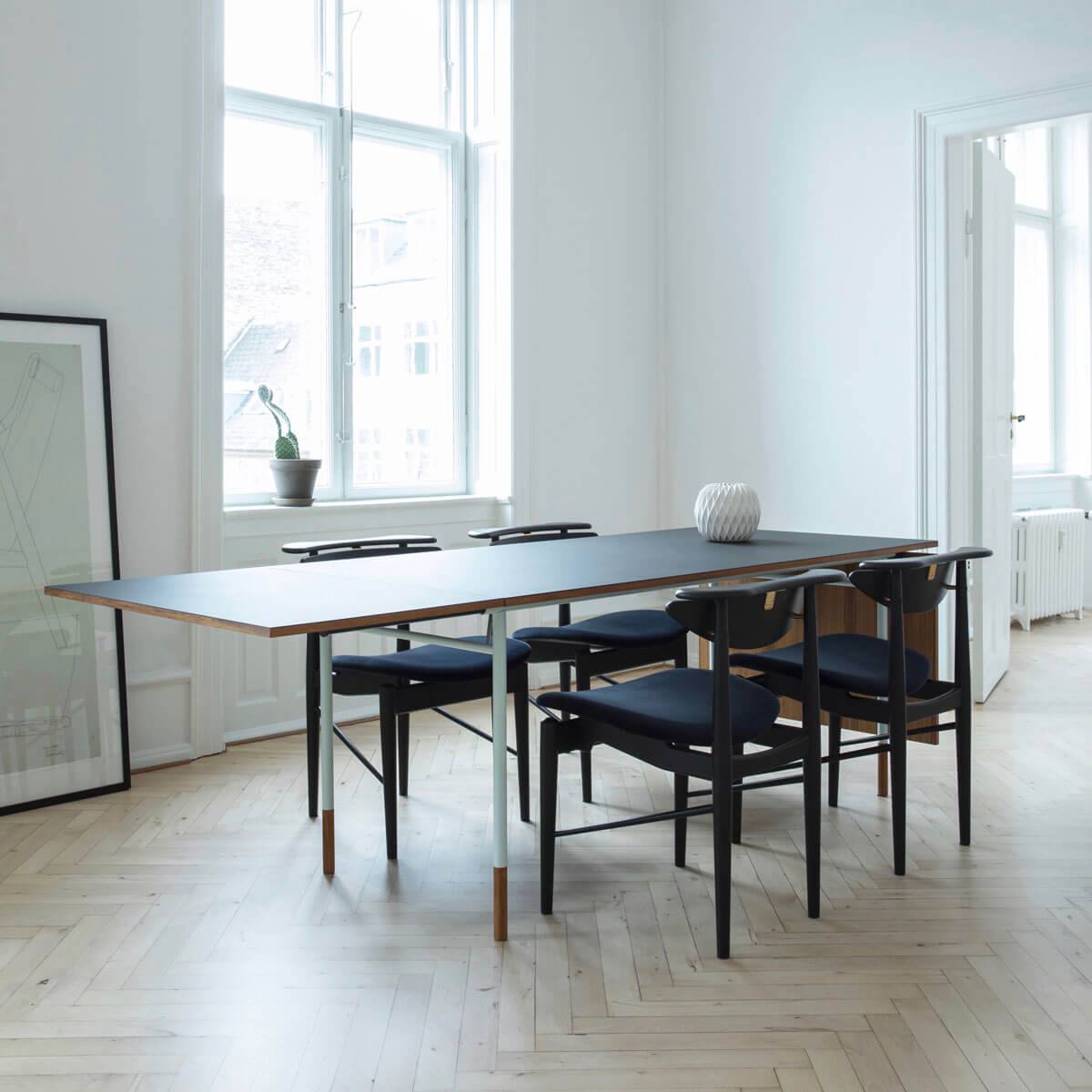 Mesa Nyhavn - House of Finn Juhl
