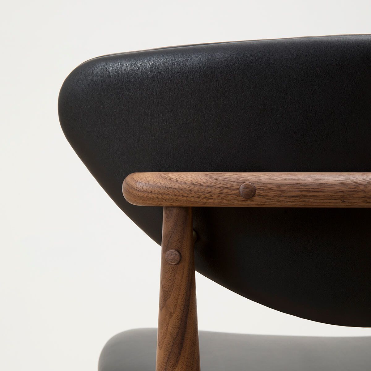 Silla 108 - House of Finn Juhl