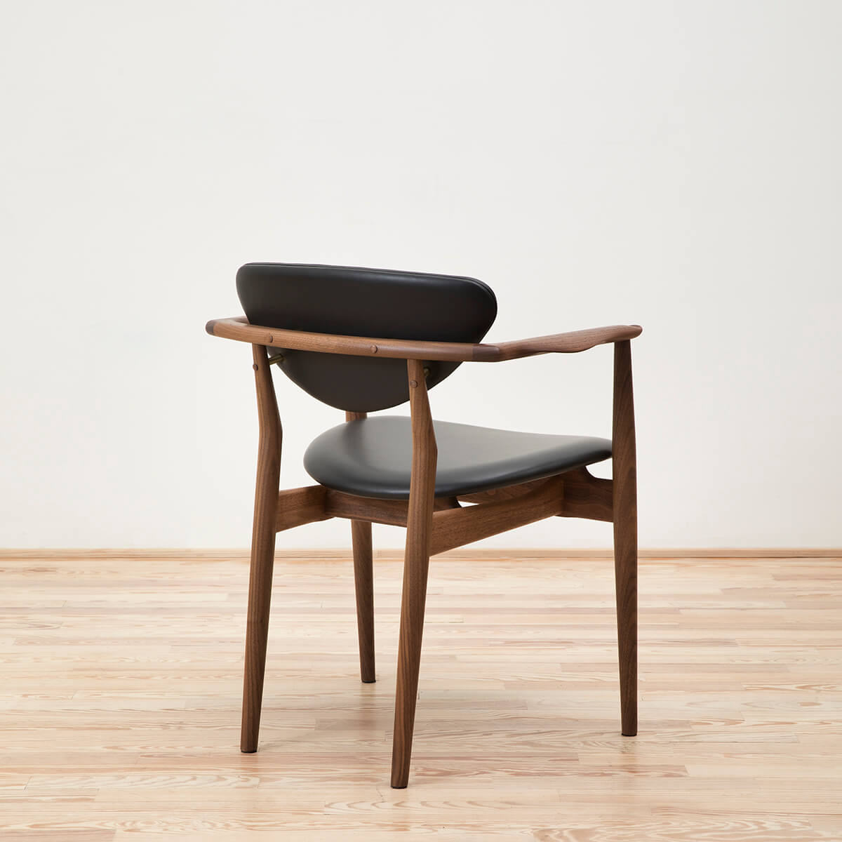 Sillón 109 - House of Finn Juhl