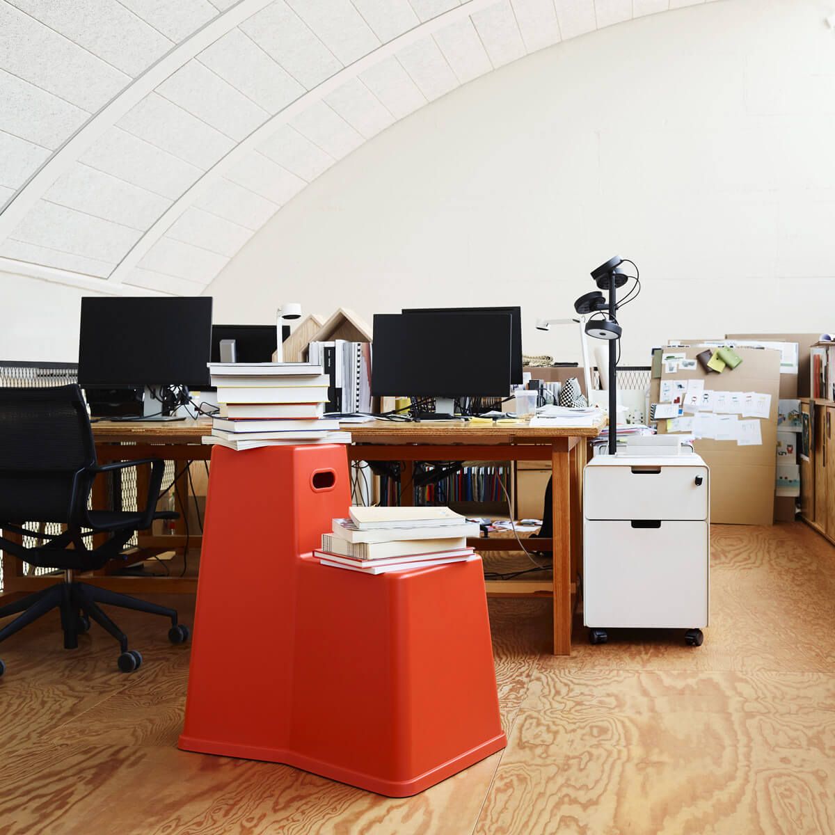 Taburete Stool-Tool Rojo - Vitra Taburete Stool-Tool Rojo - Vitra