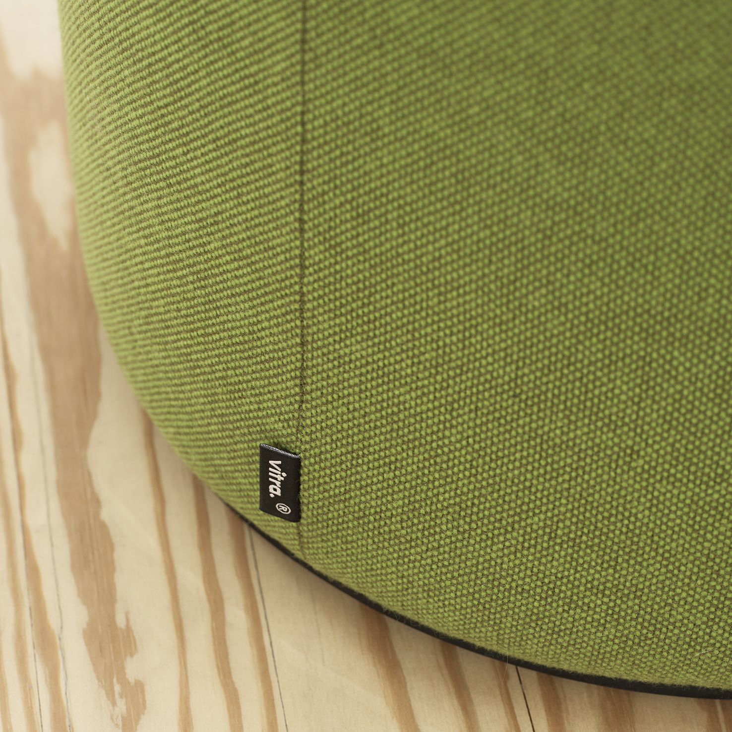 Taburete Visiona Stool Verde – Vitra