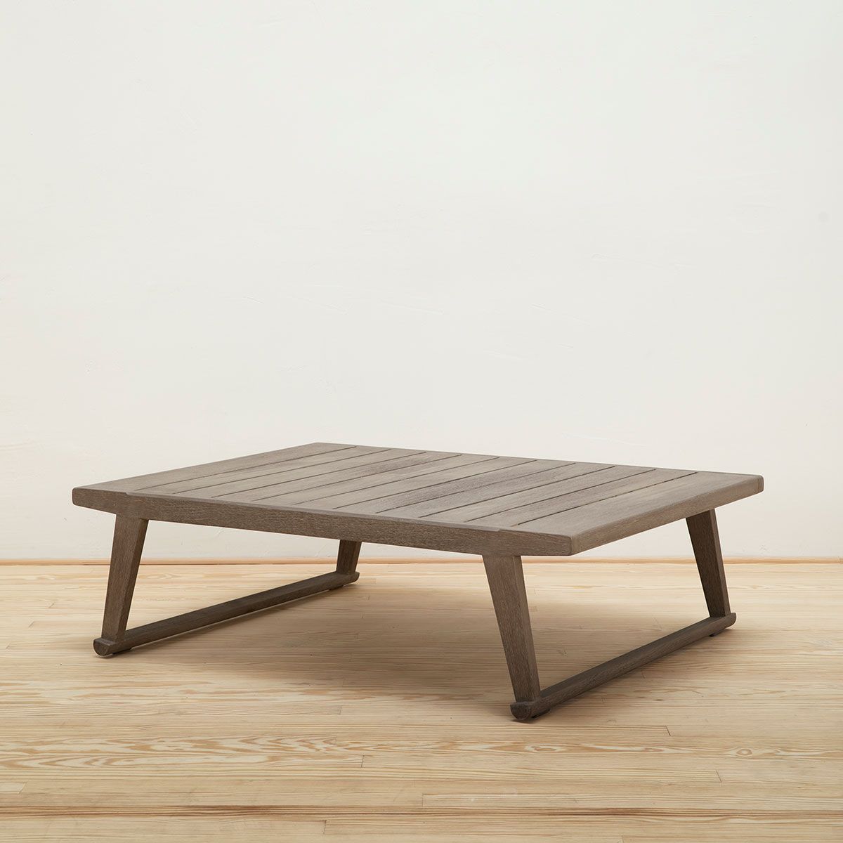 Mesita Gio 120 - B&B Italia Outdoor