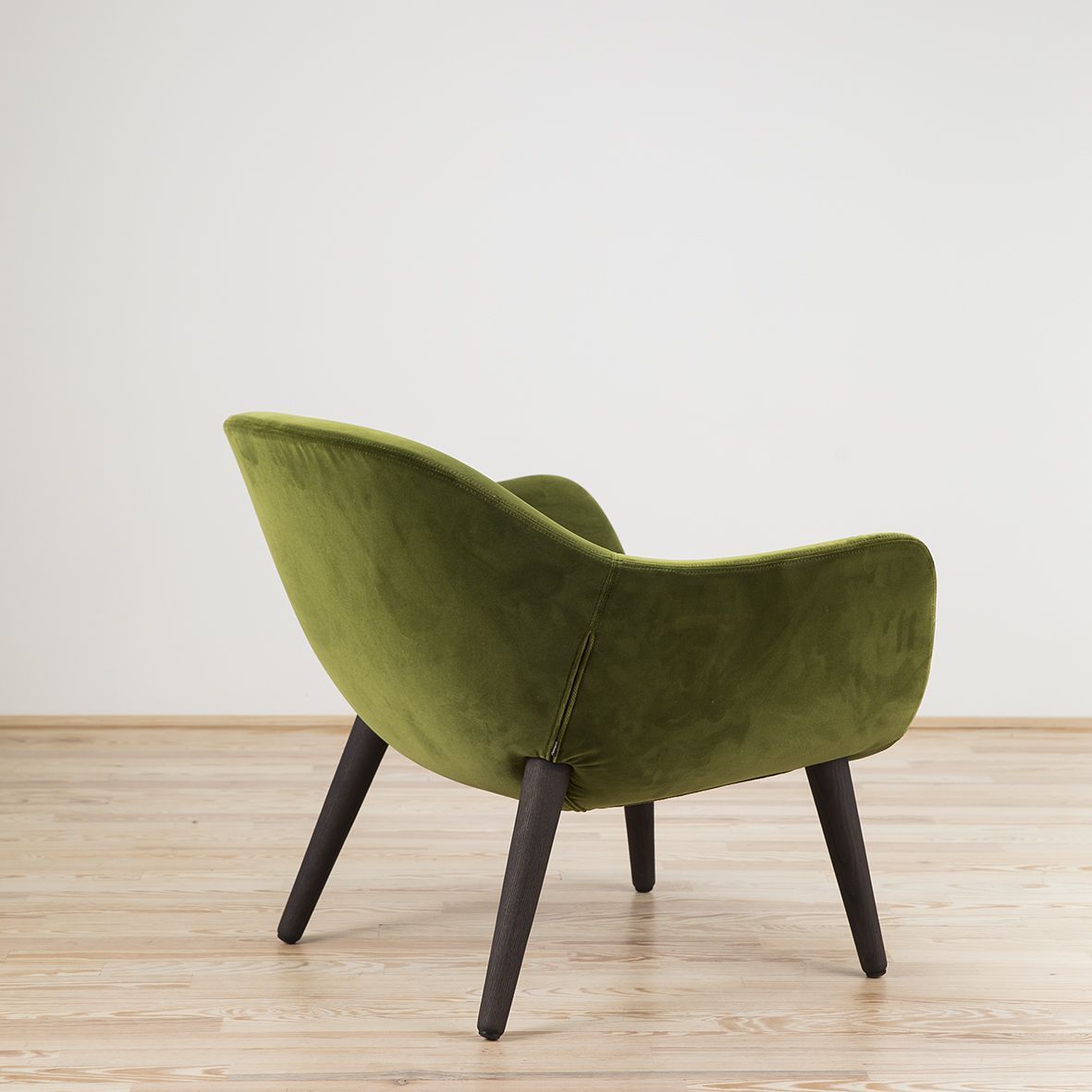 Butaca Mad diseñada por Marcel Wanders y editada por Poliform