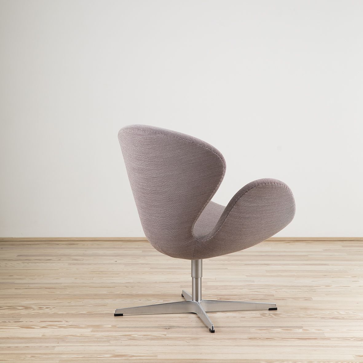 Butaca Swan diseñada por Arne Jacobsen - Fritz Hansen Butaca Swan diseñada por Arne Jacobsen y editada por Fritz Hansen