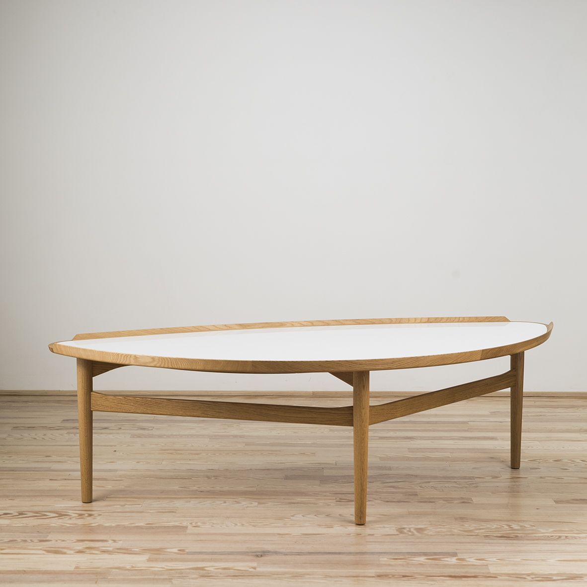 Mesa auxiliar Cocktail Roble/Blanco - OneCollection (copia)