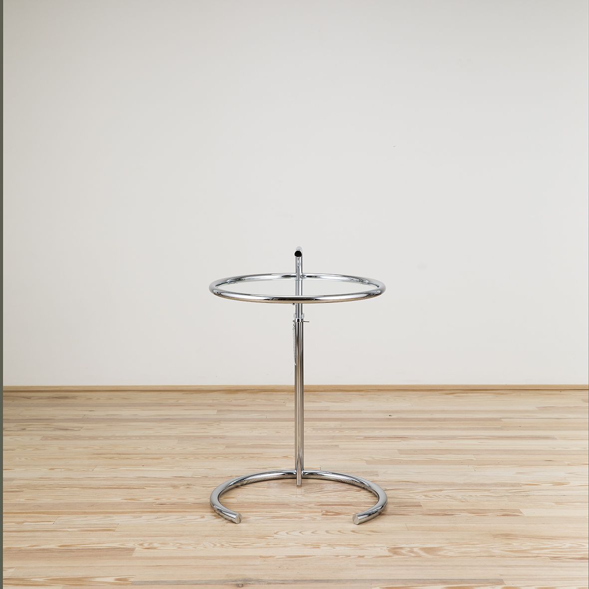 Mesita E1027 - ClassiCon Mesita E1027 - ClassiCon