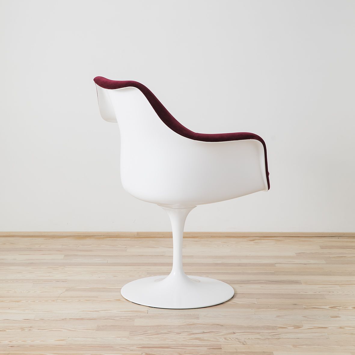 Sillón Tulip Armchair diseñado por Eero Saarinen y editado por Knoll