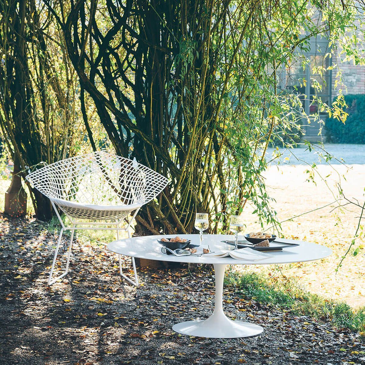 Mesa Tulip Saarinen Coffee Exterior - Knoll